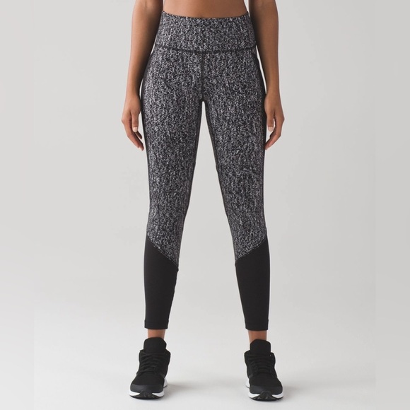 Lululemon Fit Physique Tight - Picture 1 of 13